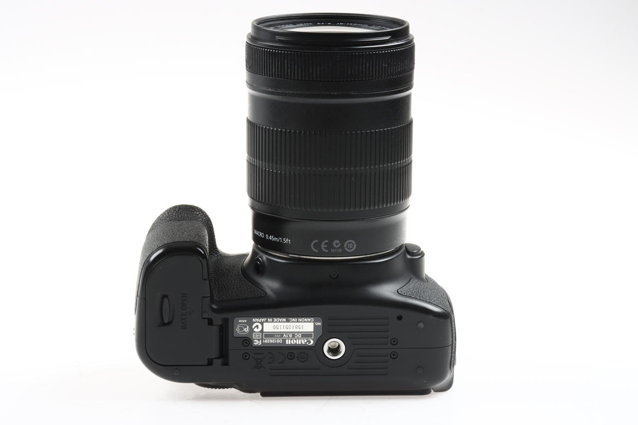Canon EOS 60D mit EF-S 18-135mm f/3,5-5,6 IS - #1581051150