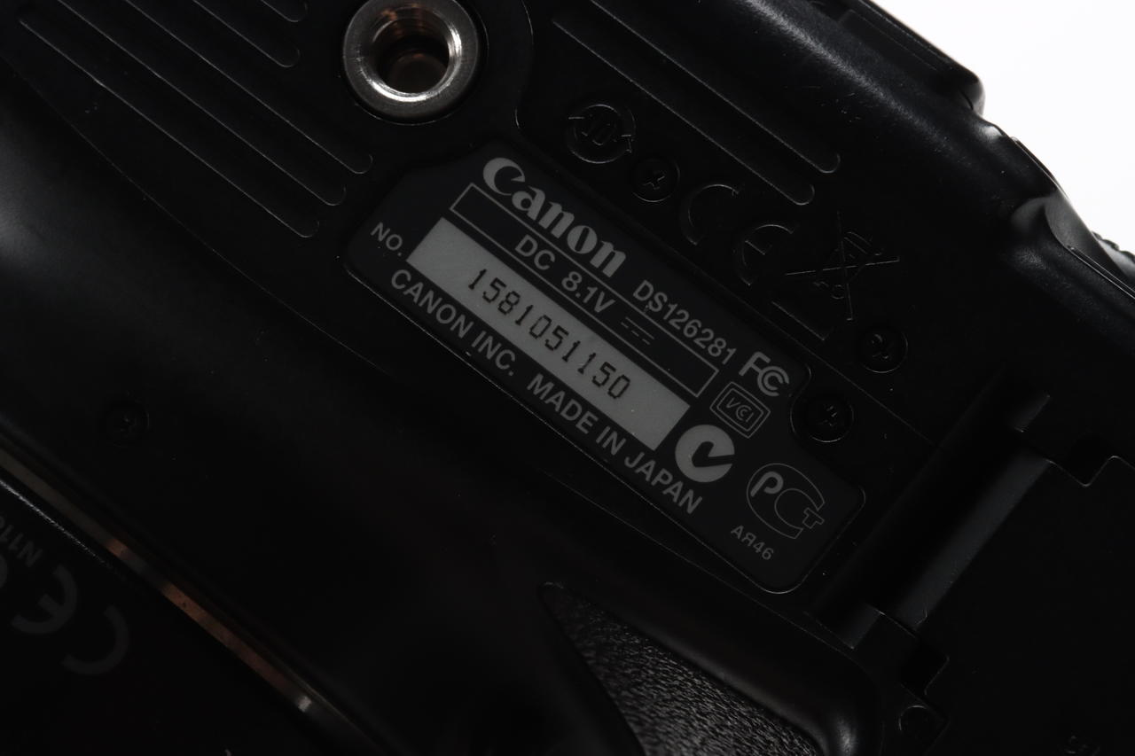Canon EOS 60D mit EF-S 18-135mm f/3,5-5,6 IS - #1581051150