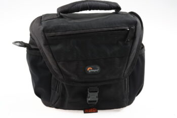 Lowepro Nova 170 AW - ohne Schulterriemen