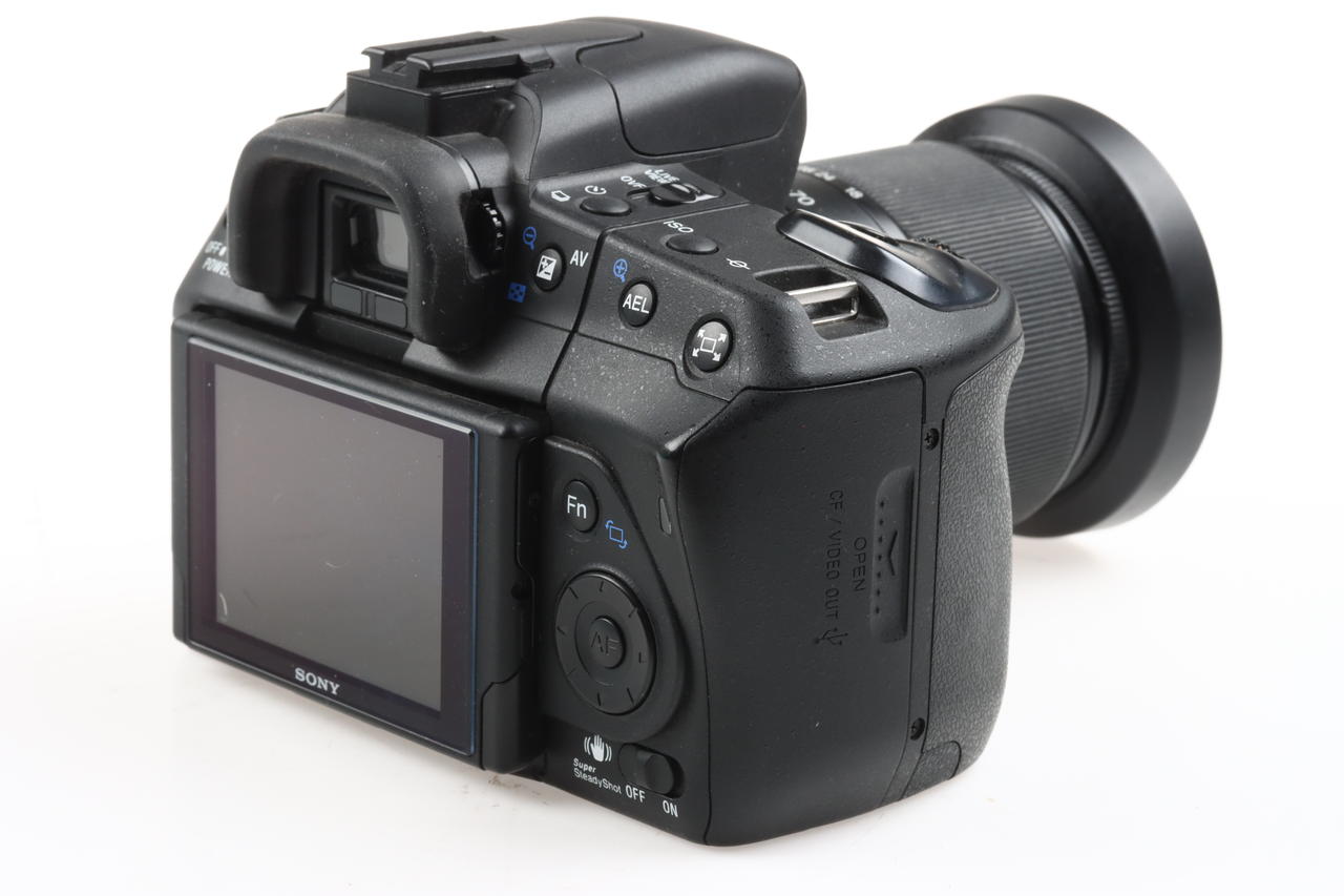 Sony Alpha 350 mit SAM DT 18-55mm f/3,5-5,6 - #9512427