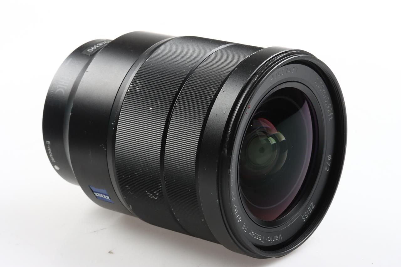Sony Vario-Tessar T* FE 16-35mm f/4,0 ZA OSS - #1948390