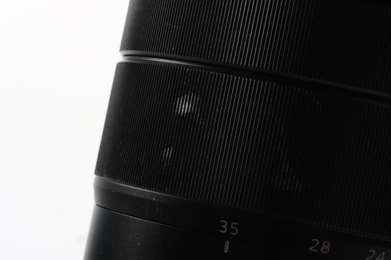 Sony Vario-Tessar T* FE 16-35mm f/4,0 ZA OSS - #1948390