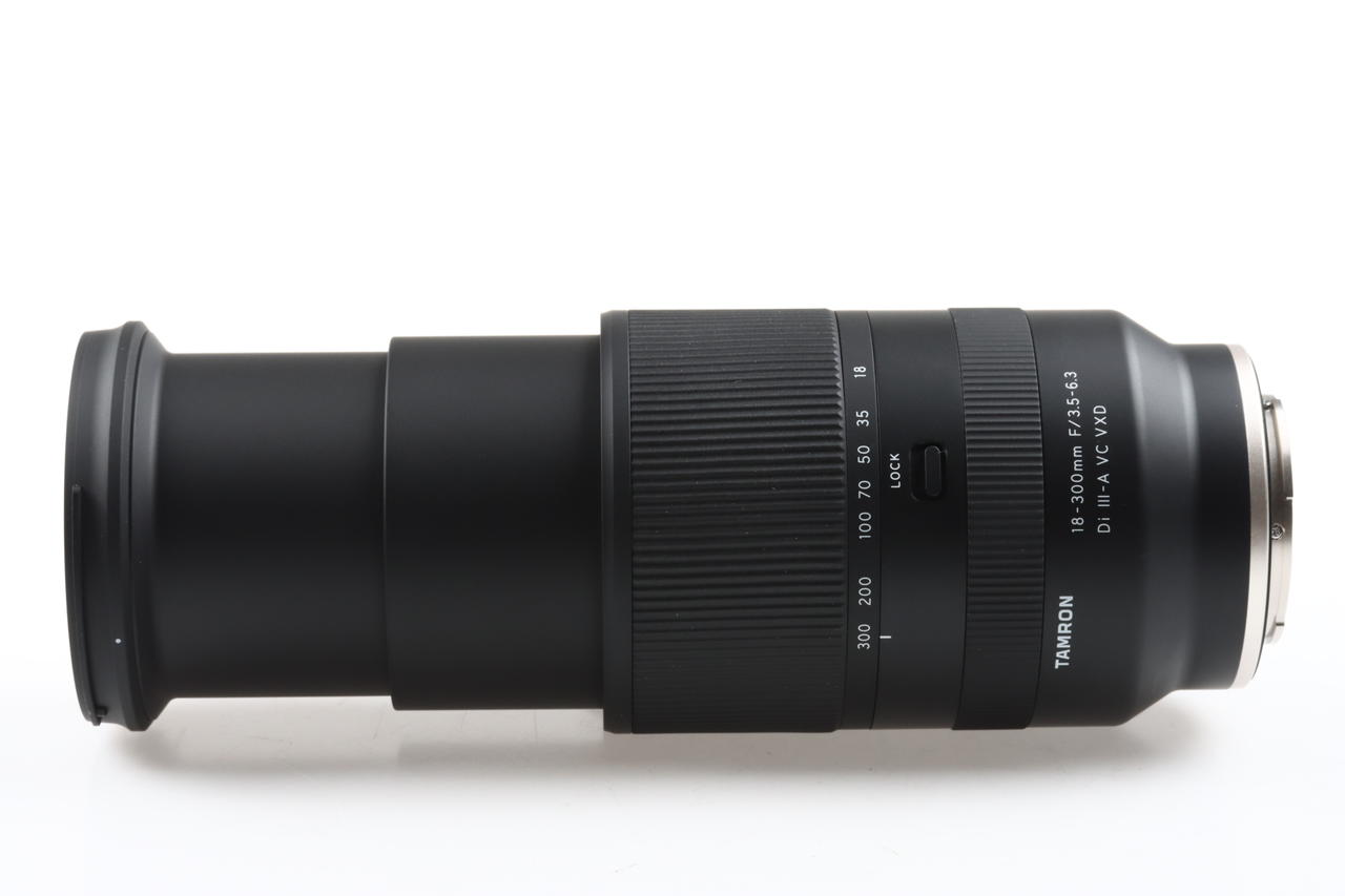 Tamron 18-300mm f/3,5-6,3 Di III-A VC VXD für Sony E-Mount