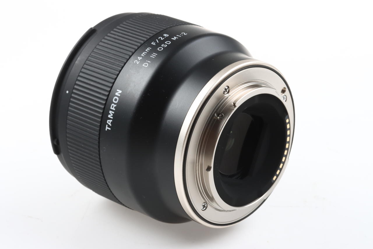 Tamron 24mm f/2,8 Di III OSD M1:2 für Sony FE