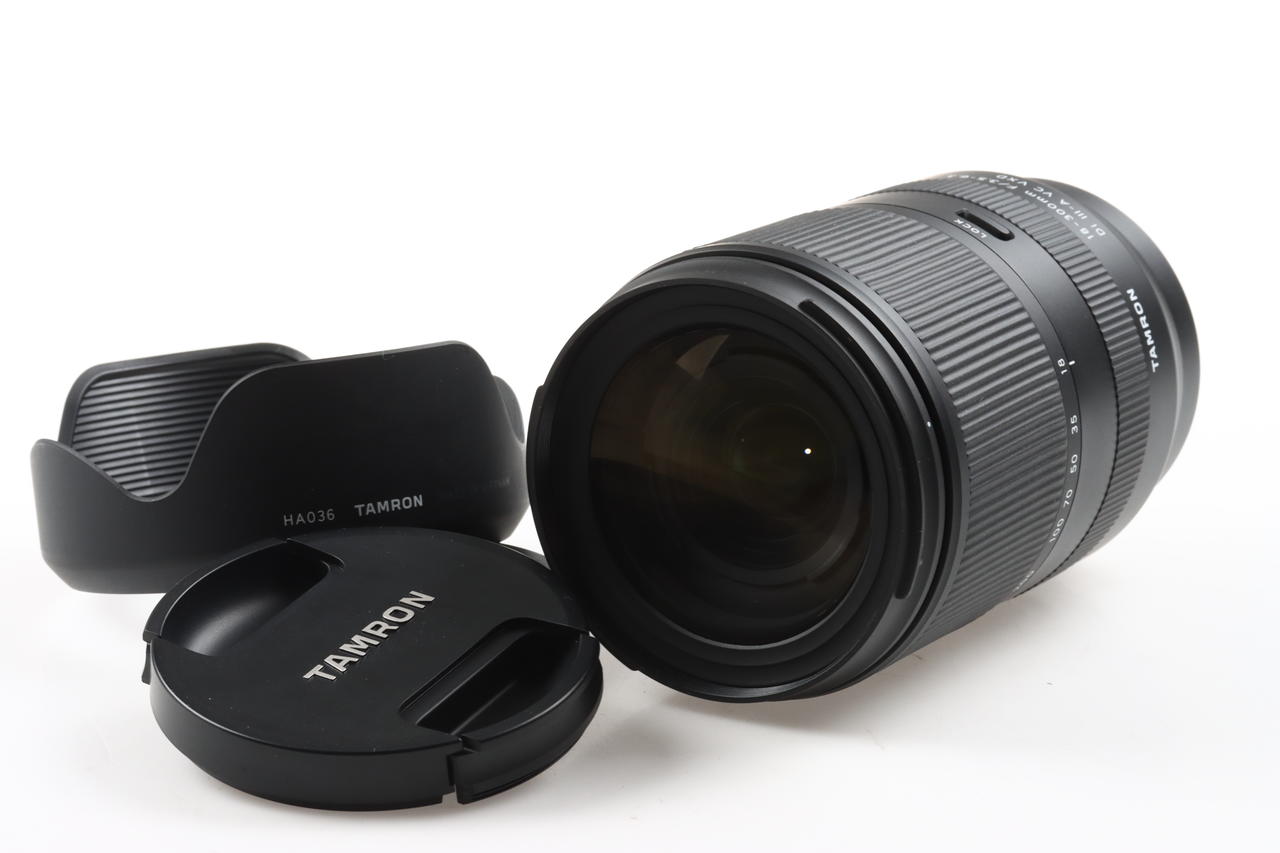 Tamron 18-300mm f/3,5-6,3 Di III-A VC VXD für Fujifilm X