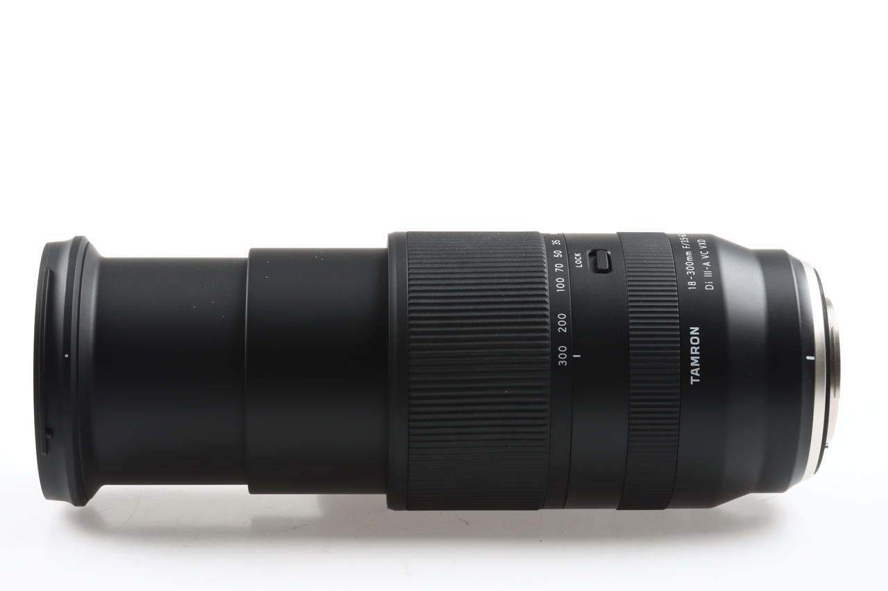 Tamron 18-300mm f/3,5-6,3 Di III-A VC VXD für Fujifilm X