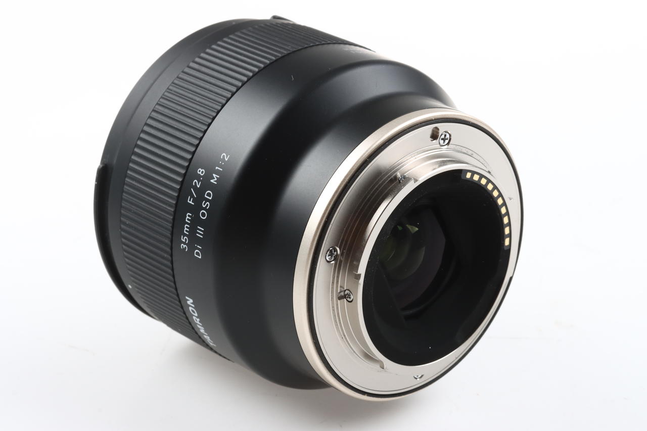 Tamron 35mm f/2,8 Di III OSD M 1:2 für Sony E-Mount