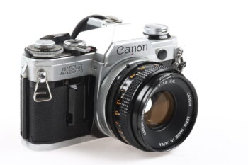 Canon AE-1 Gehäuse mit FD 50mm f/1,8 S.C. - #1386202