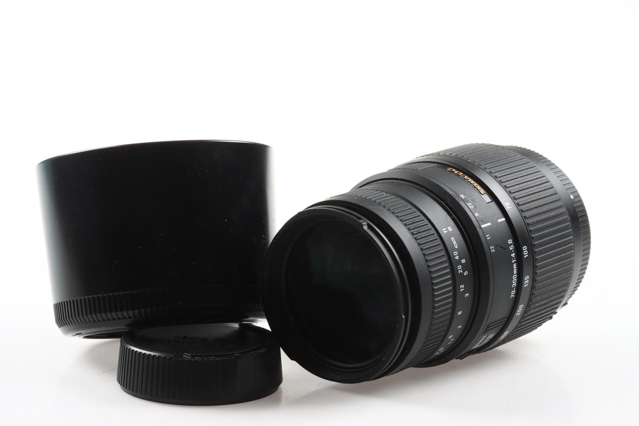 SIGMA 70-300mm f/4,0-5,6 DG Macro für Nikon F (AF FX) - #13708853