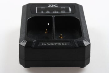 JJC Dual Ladegerät HCH-USB01 für OM BLX-1