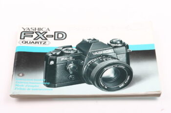 Yashica FX-D Quartz Gebrauchsanweisung (En/De/Fr/Es)