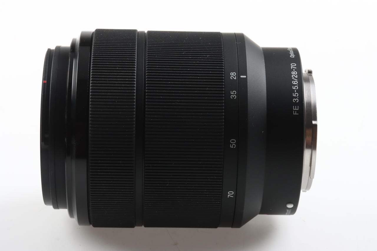 Sony Alpha 7 III mit FE 28-70mm f/3,5-5,6 - #3984742