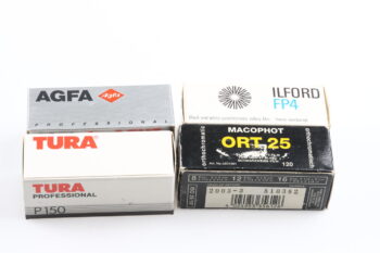 Konvolut Rollfilme 120 SW Rollfilm / 7 Stück / abgelaufen