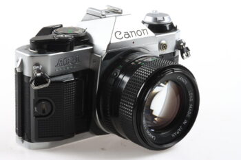 Canon AE-1 Gehäuse mit FD 50mm f/1,4 - #1251240