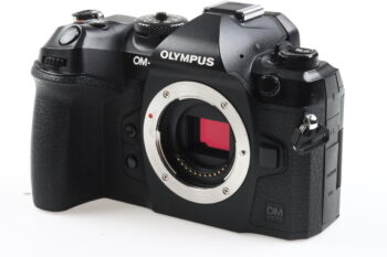 Olympus OM-1 Gehäuse - digitale spiegellose Systemkamera - #BJMA14373
