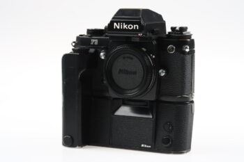 Nikon F3 HP mit Zubehörpaket - #1541266