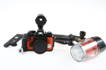 Nikon Nikonos V Set mit 35mm Objektiv und Blitz - #748323