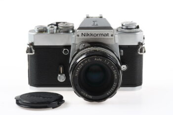 Nikon Nikkormat EL mit 50mm f/2,0 - #5206075