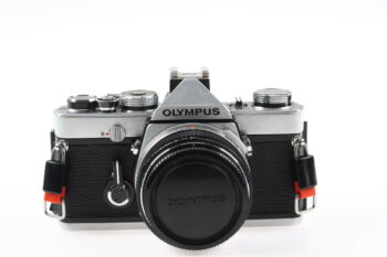 Olympus OM-1 mit OM 50mm f/1,8 - #242181