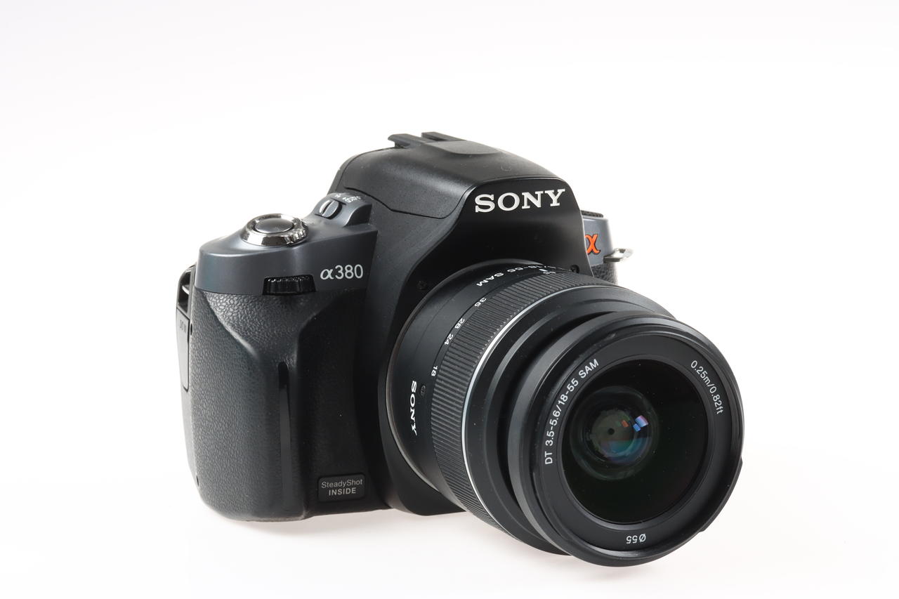 Sony Alpha 380 mit DT 18-55mm f/3,5-5,6 SAM - #4980212
