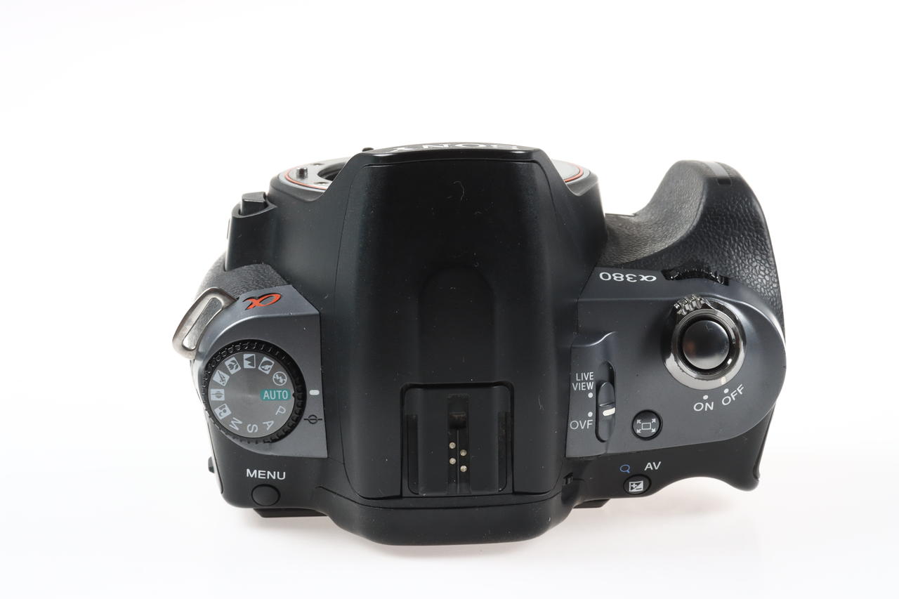 Sony Alpha 380 mit DT 18-55mm f/3,5-5,6 SAM - #4980212