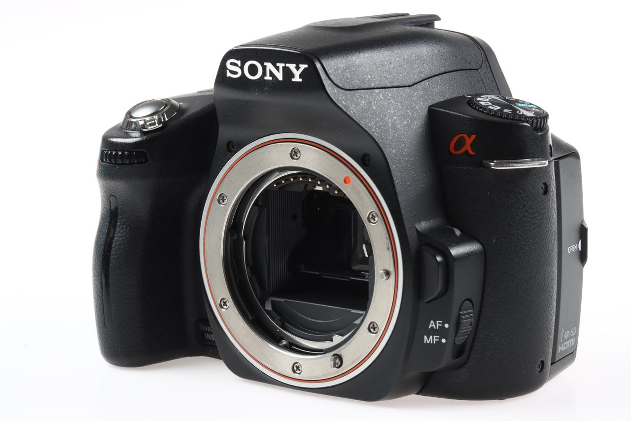 Sony Alpha 390 mit DT 18-55mm f/3,5-5,6 SAM - #4889248