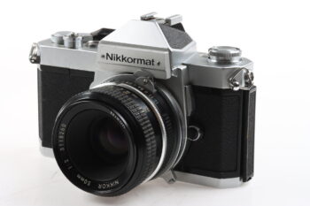 Nikon Nikkormat FT2 mit Nikkor 50mm f/2,0 - #5099579