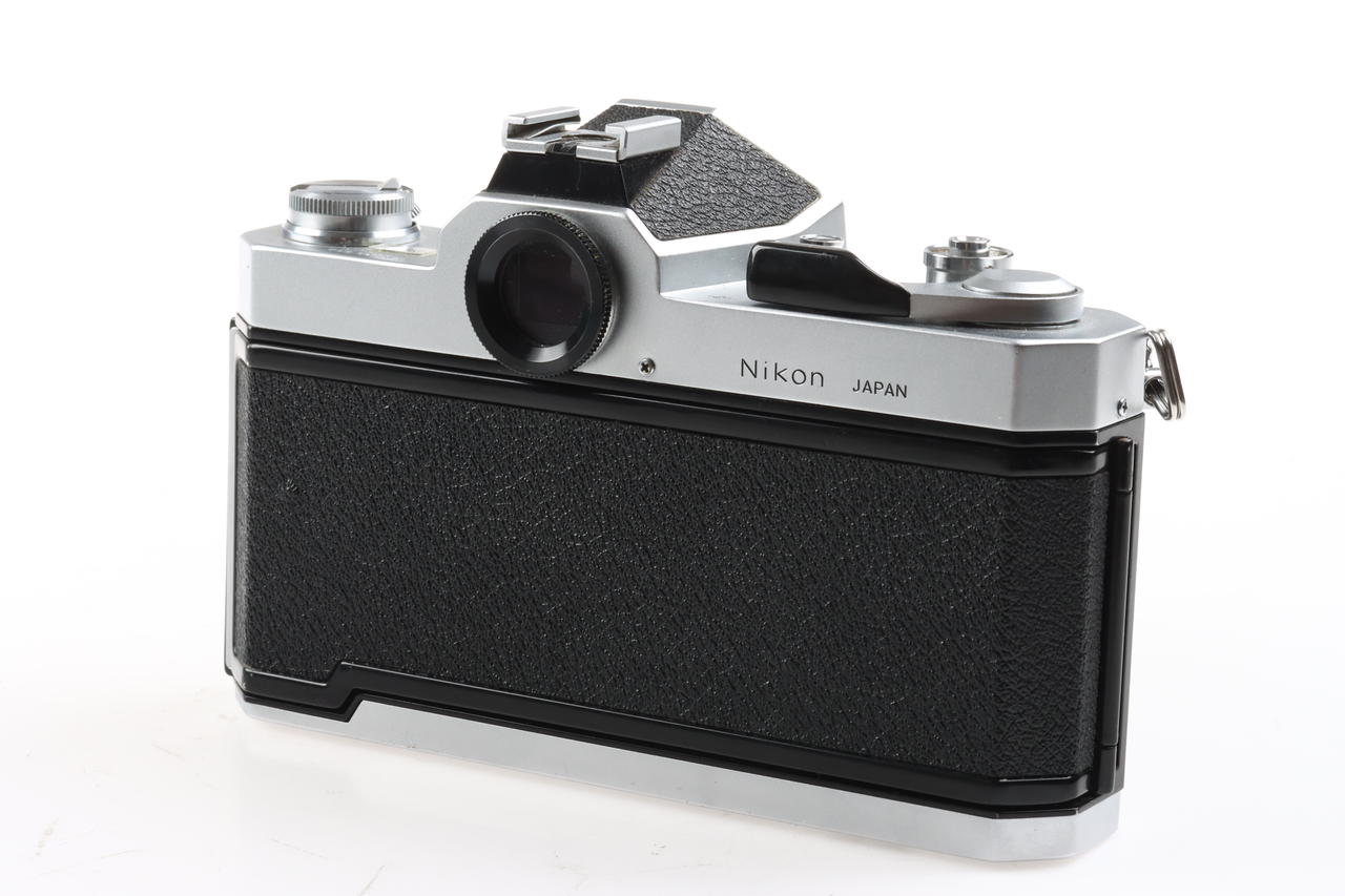Nikon Nikkormat FT2 mit Nikkor 50mm f/2,0 - #5099579