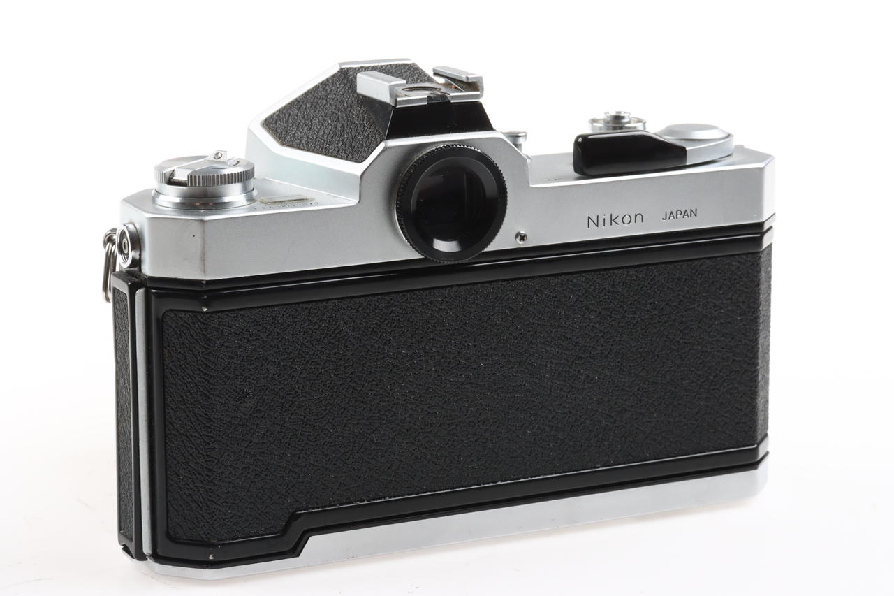 Nikon Nikkormat FT2 mit Nikkor 50mm f/2,0 - #5099579
