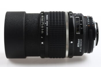 Nikon AF D 135mm f/2,0 DC - #211025