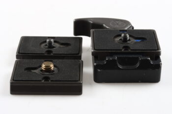 Manfrotto Schnellwechseladapter mit 3 Platten
