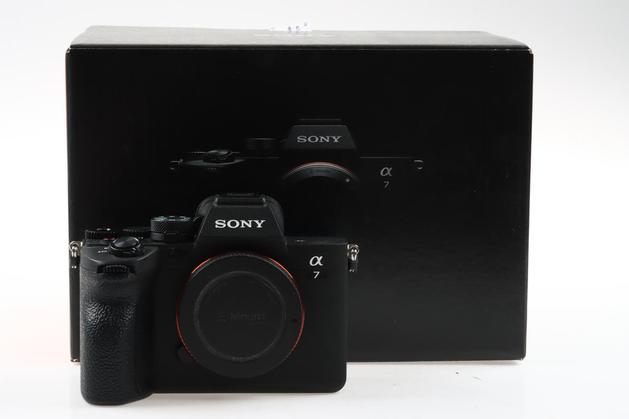 Sony Alpha 7 IV Gehäuse - spiegellose Vollformat-Systemkamera - #6727653