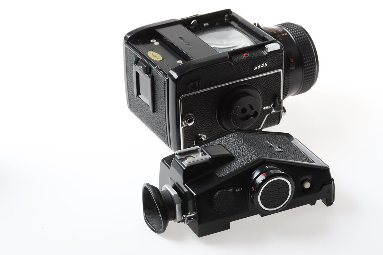 Mamiya 645 Set mit Sekor 80mm f/2,8 Griff - #J32116