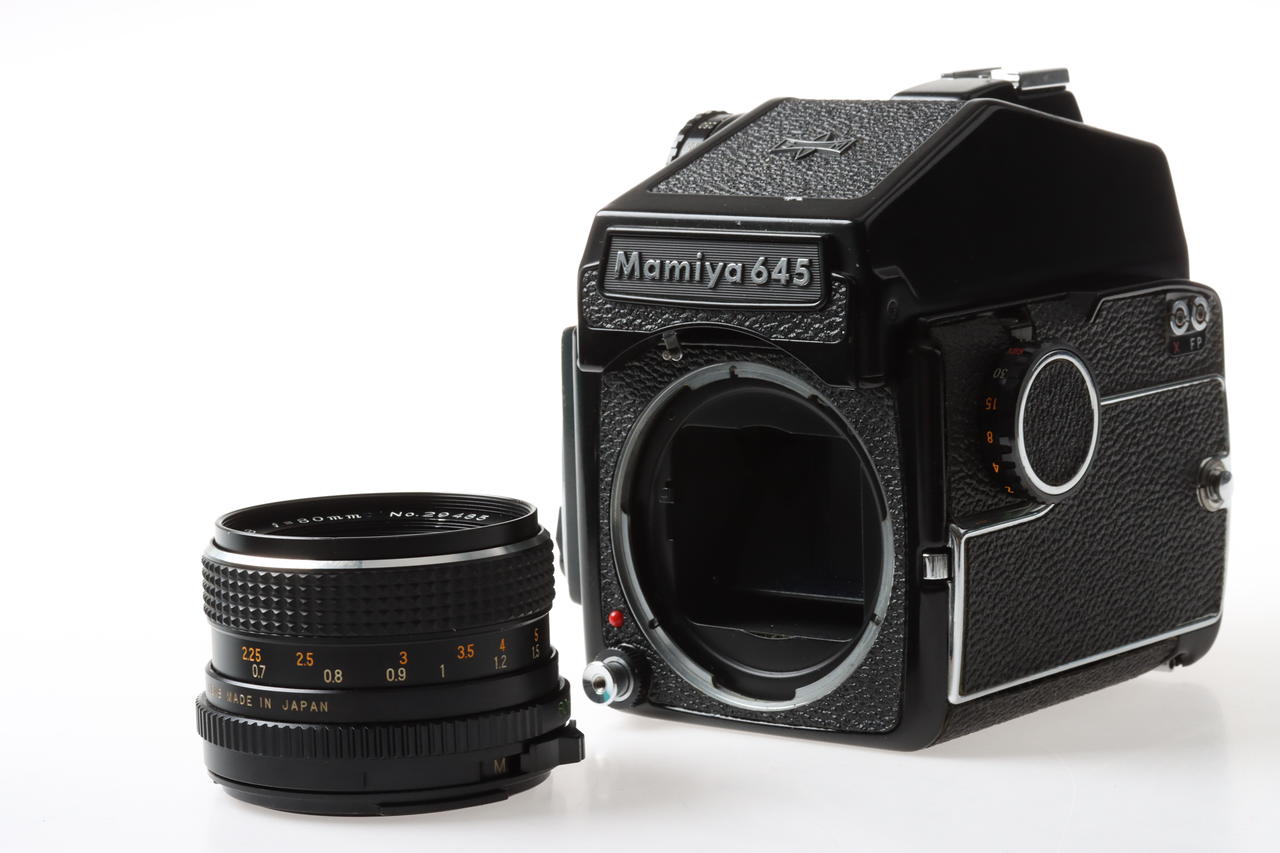 Mamiya 645 Set mit Sekor 80mm f/2,8 Griff - #J32116