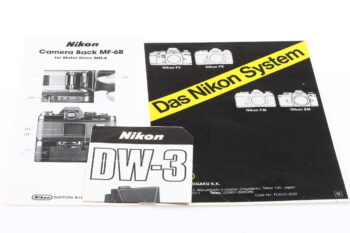 Nikon Diverse Prospekte und Anleitungen