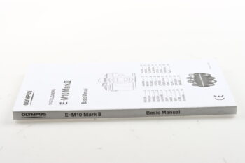 Olympus E-M10 Mark III Digital Camera Basic Manual (mehrsprachig)