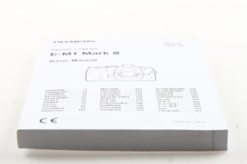 Olympus E-M1 Mark III Digital Camera Basic Manual (mehrsprachig)