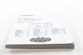 Olympus E-M1 Mark II Digital Camera Basic Manual (mehrsprachig)