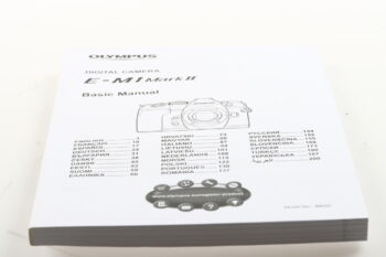 Olympus E-M1 Mark II Digital Camera Basic Manual (mehrsprachig)