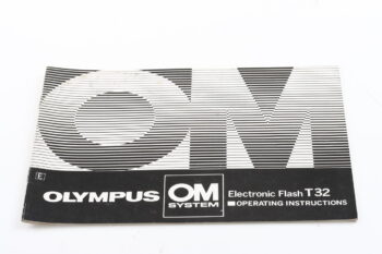 Olympus T-32 Blitzgerät Bedienungsanleitung (En/De)