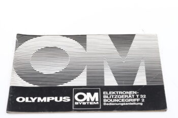 Olympus T-32 Blitzgerät Bedienungsanleitung (En/De)