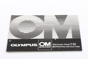 Olympus T-32 Blitzgerät Bedienungsanleitung (En/De)