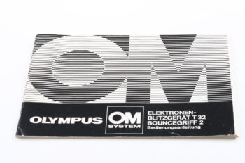 Olympus T-32 Blitzgerät Bedienungsanleitung (En/De)