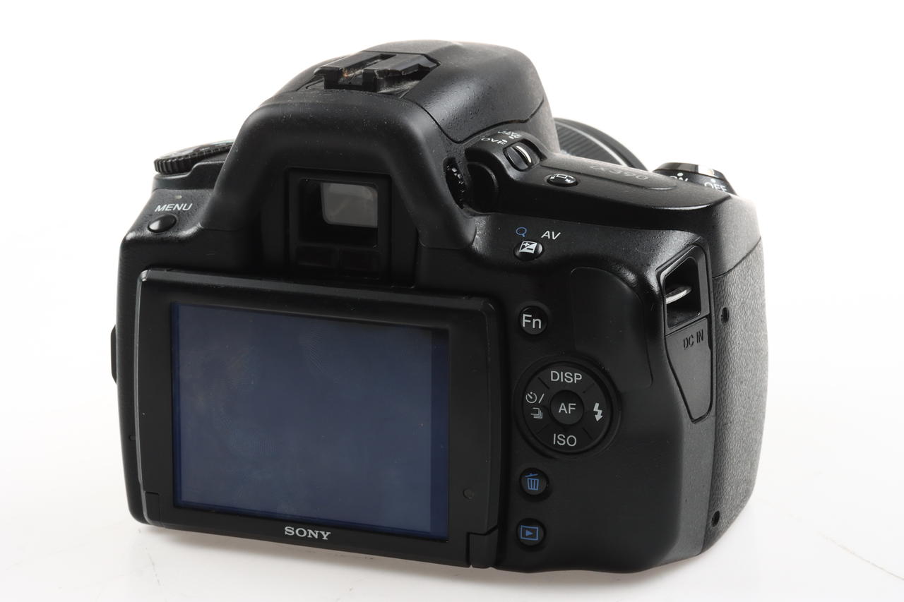 Sony Alpha 390 mit DT 18-55mm f/3,5-5,6 SAM - #4889568