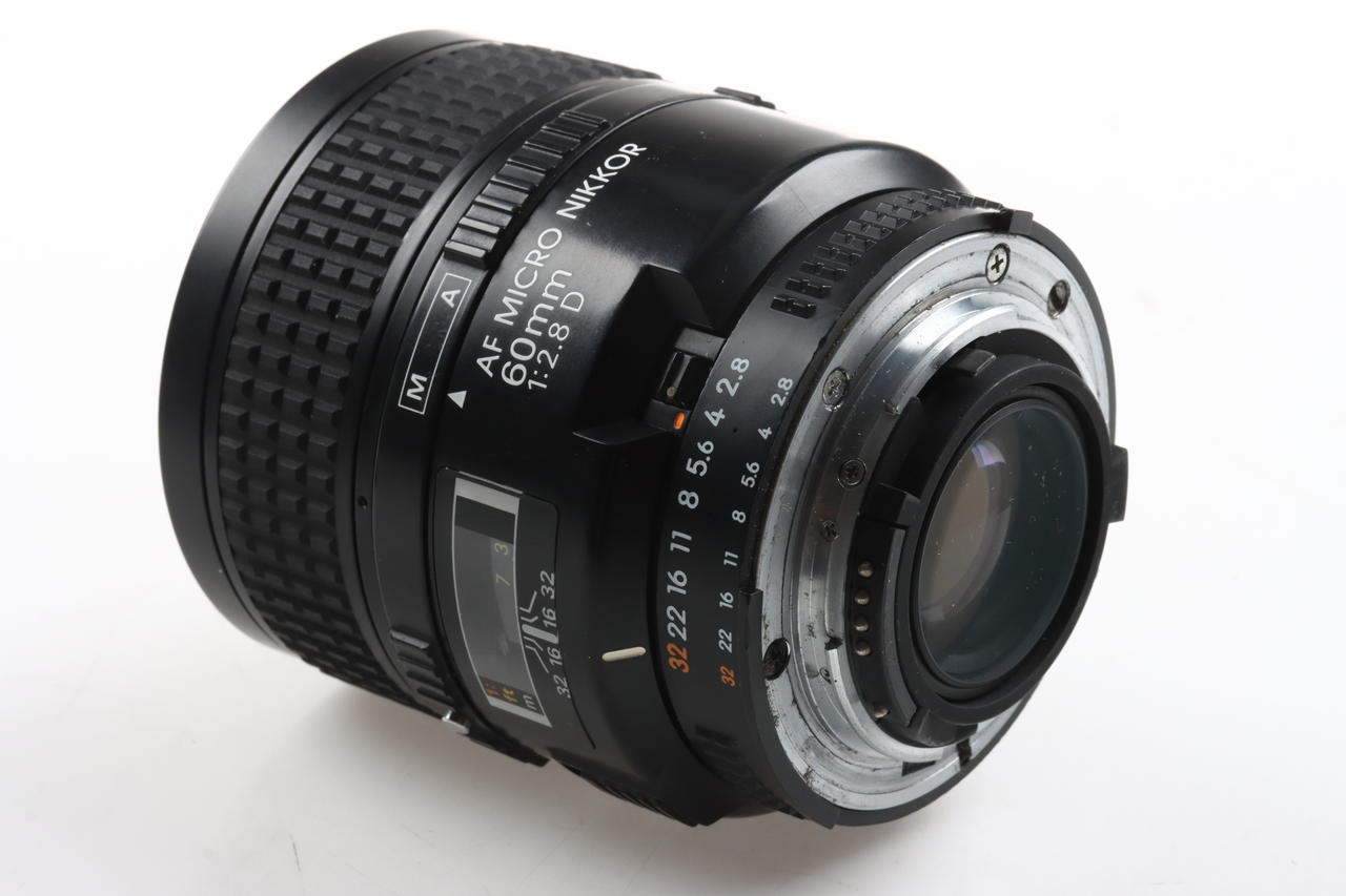 Nikon AF D Micro Nikkor 60mm f/2,8 - #3084599