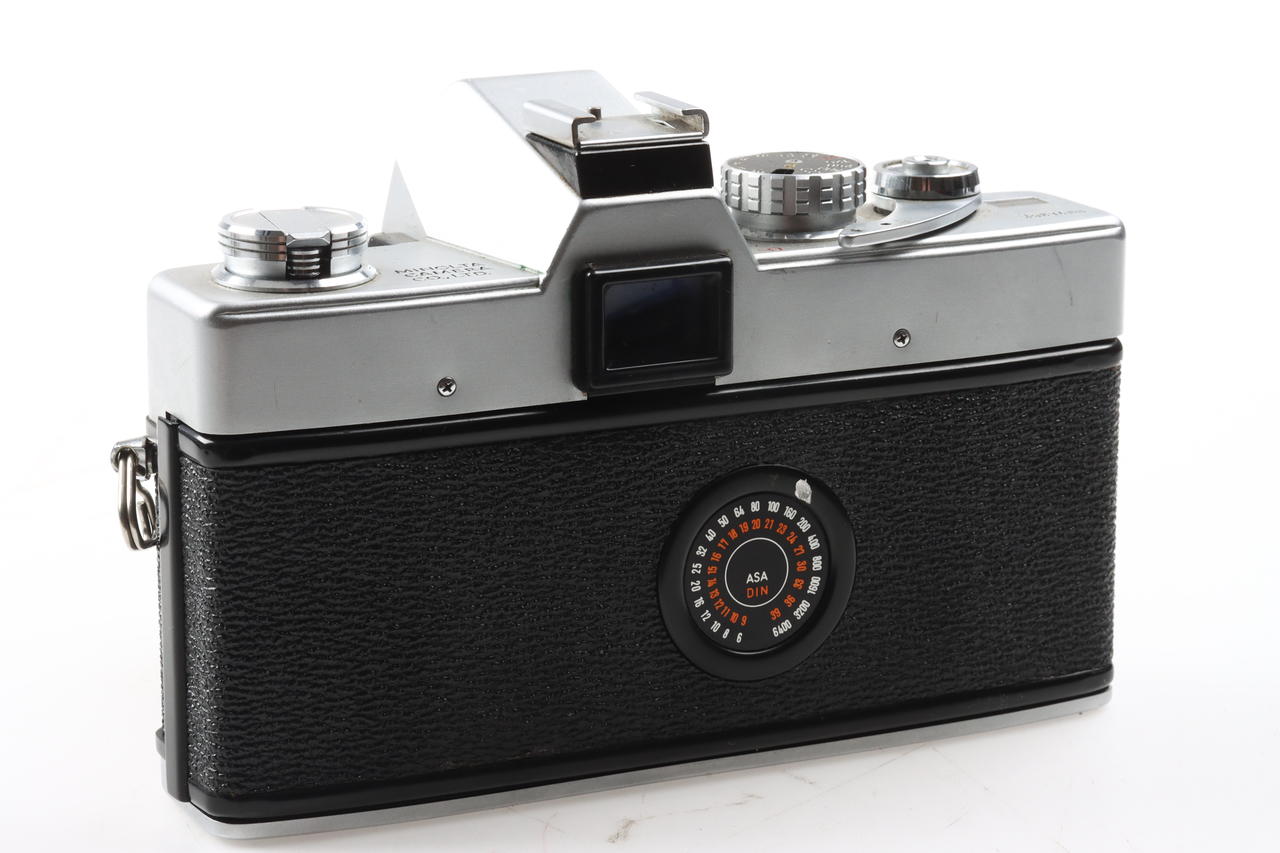 Minolta SR-T 101 mit MC Rokkor PF 50mm f/1,7 - #3587400