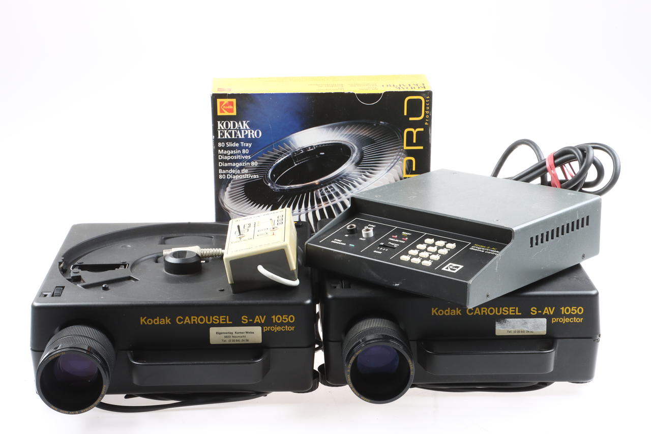 Kodak Carousell S-AV 1050 Projektoren Set 2x mit Steuerung