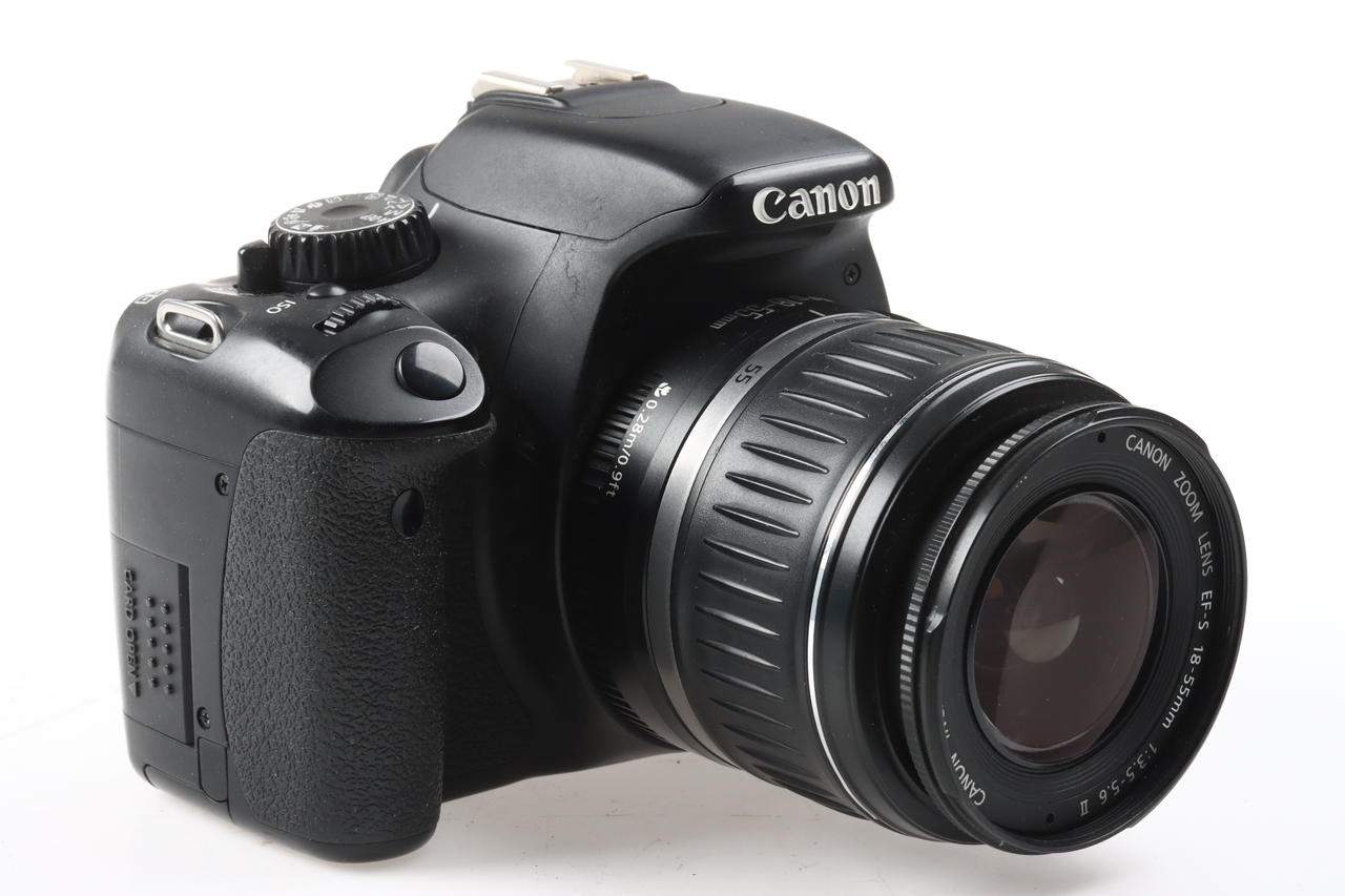 Canon EOS 550D mit EF-S 18-55mm f/3,5-5,6 IS II - #1633910357