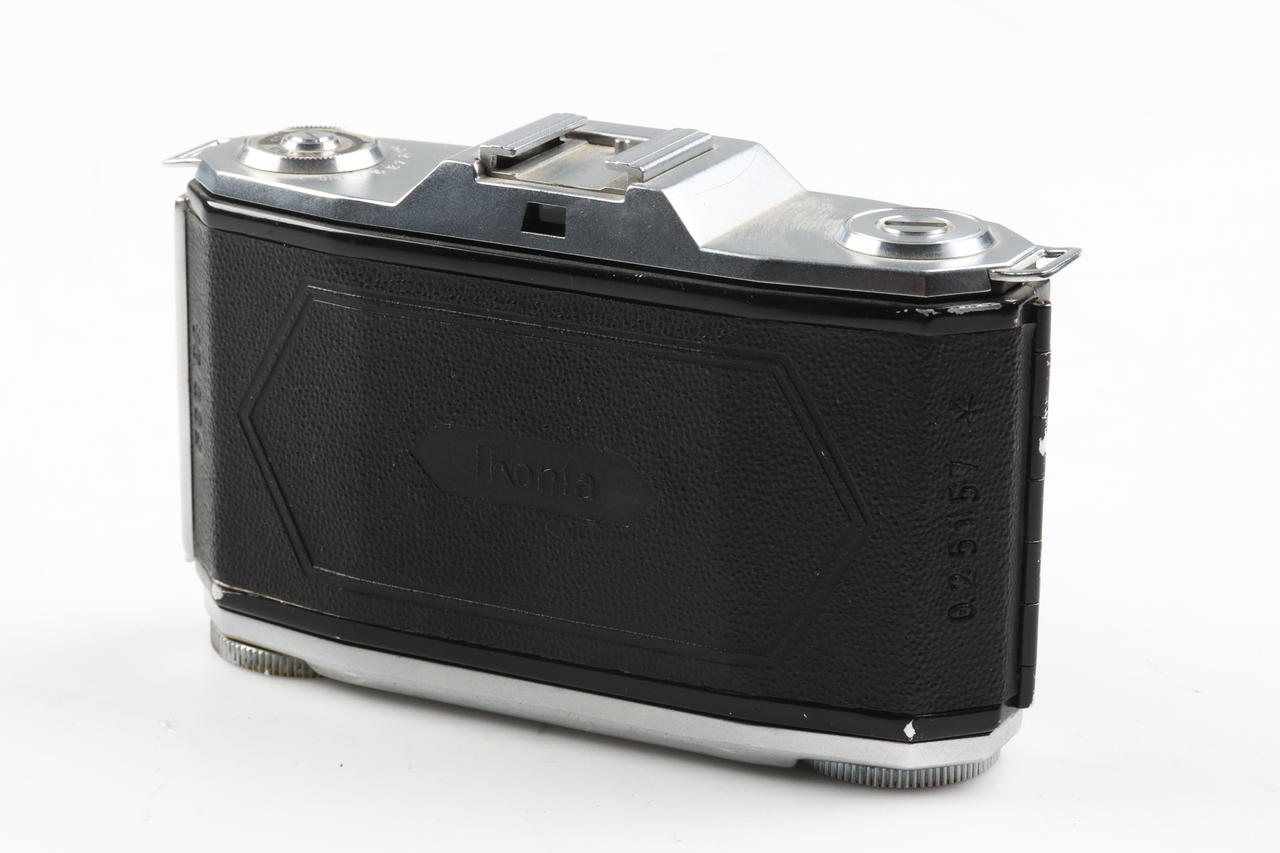 Zeiss Ikon Ikonta 35 522/24 mit Xenar 45mm 2,8 - #025157