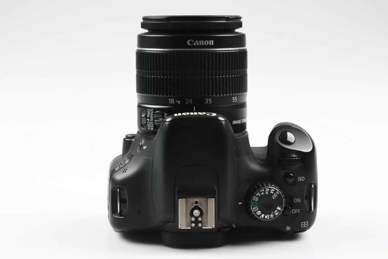 Canon EOS 550D mit EF-S 18-55mm f/3,5-5,6 IS II - #2533352995